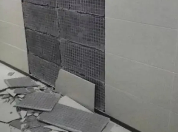泉州市瓷砖空鼓维修公司分享下泉州市墙砖松动维修的知识